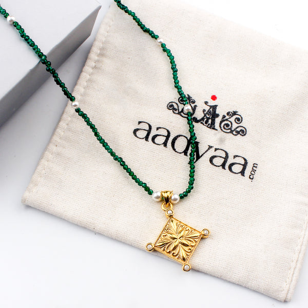 Filigree Galaxy Necklace with Green Onyx & Pearls | 22K Gold-Plated