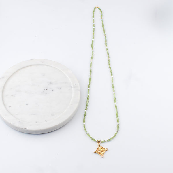 Filigree Galaxy Necklace with Peridot & Pearls | 22K Gold-Plated