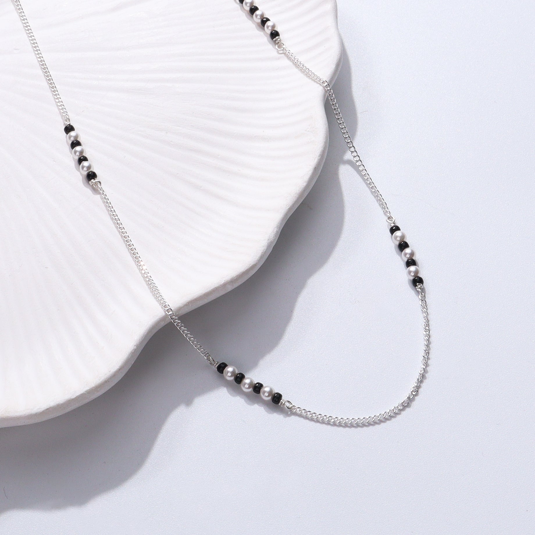 Silver Mangalsutra with Pearl and Blackspinel Beads