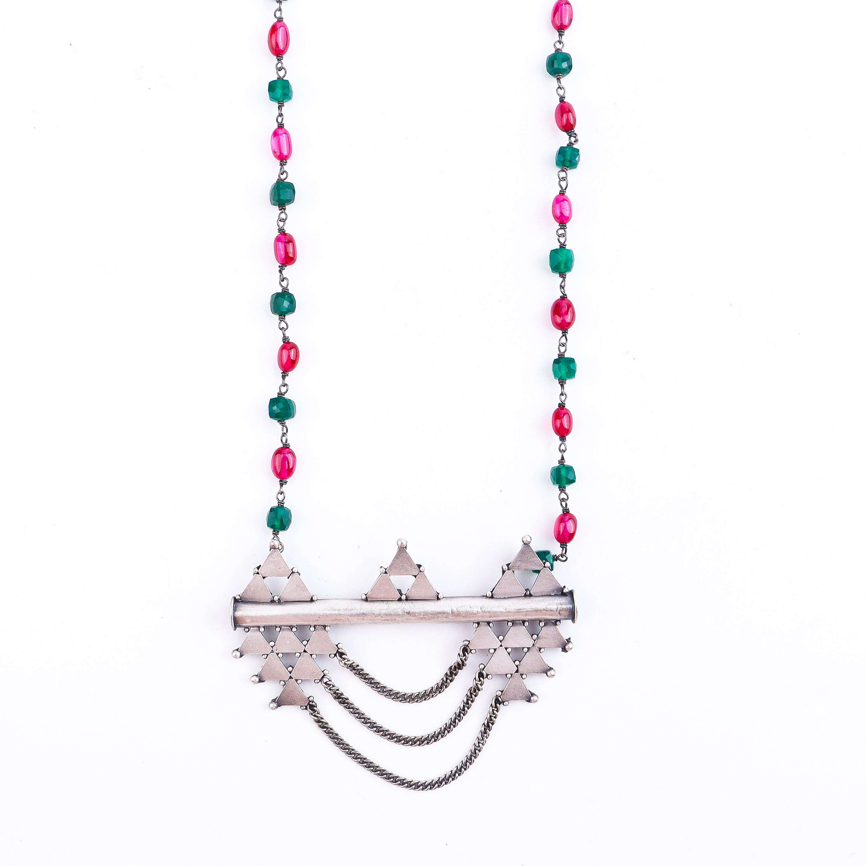 Straight and slant Necklace with Garnets and Green Onyx ( Long Chain Pendant )