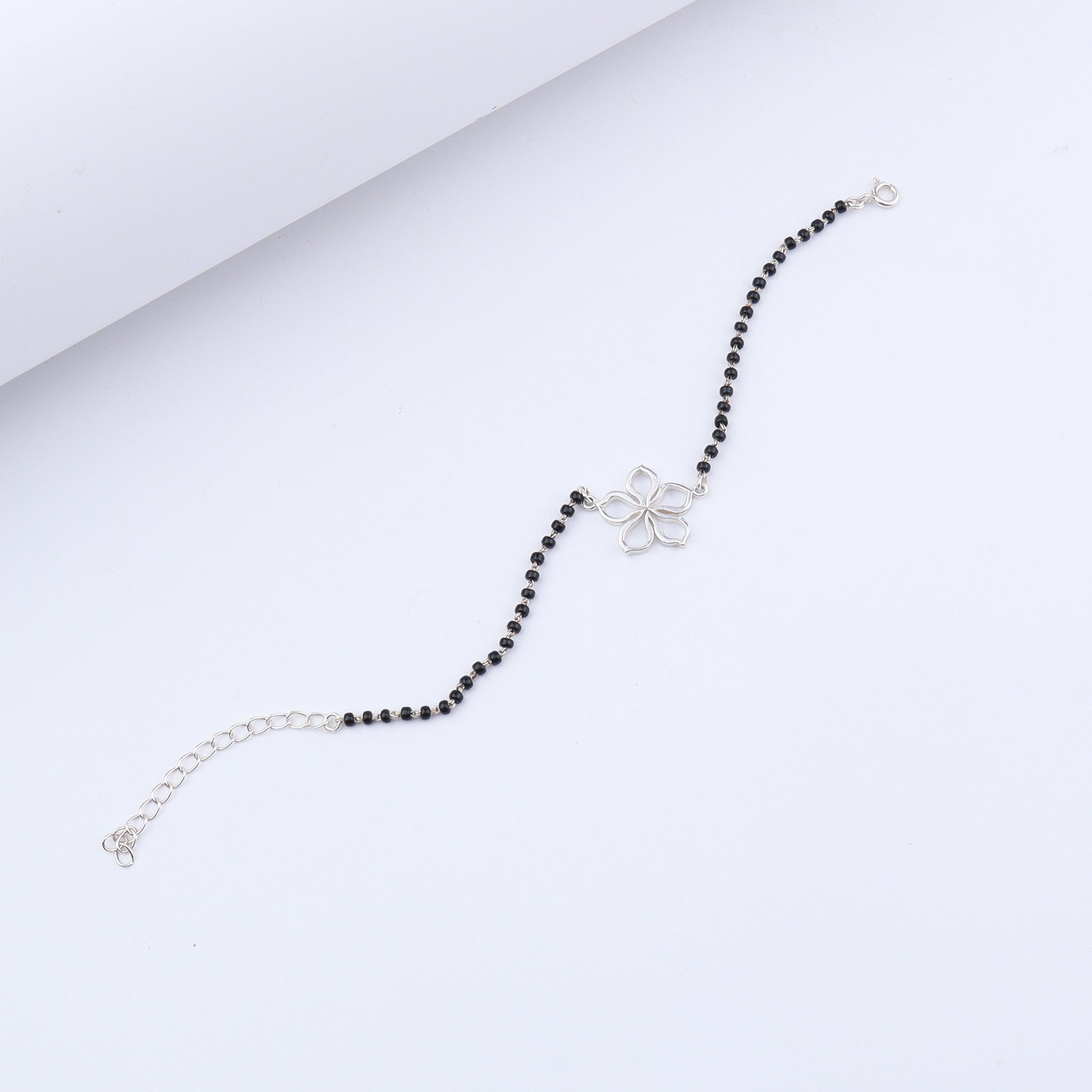Sadafuli (Periwinkle) Mangalsutra Bracelet