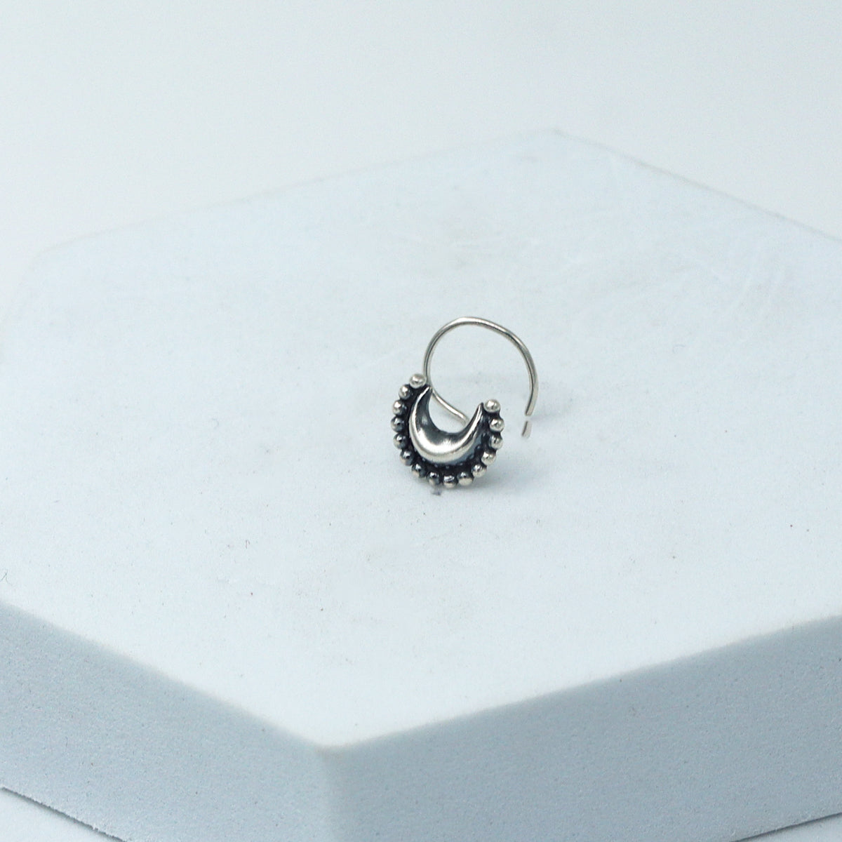 Chandrakor Nose pin: Small (Pierced)