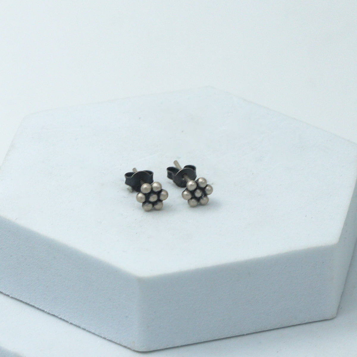 Itihaas Kudi (Small) - Tiny Stud ( great for second piercing )