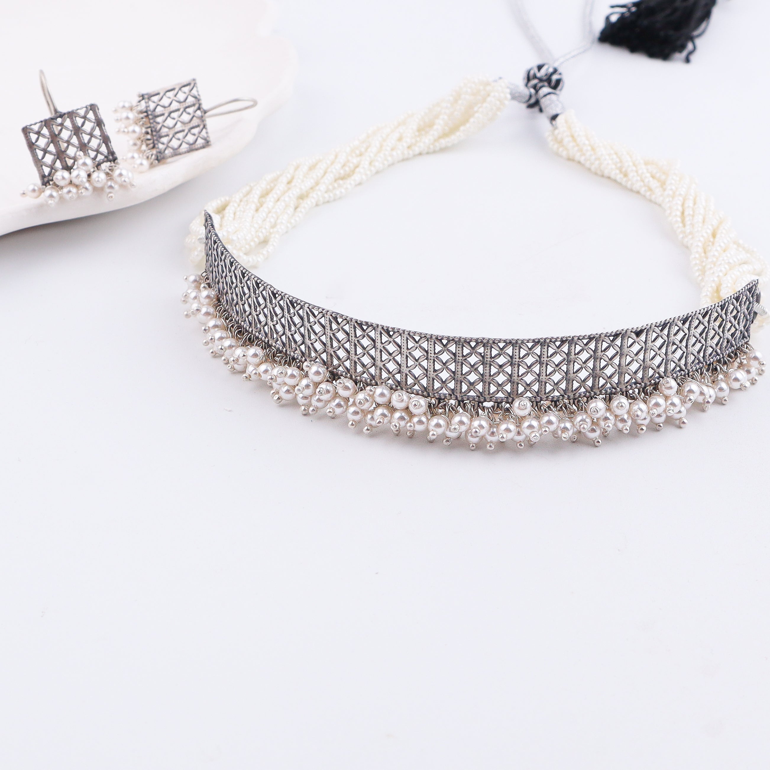 Filigree Choker Set with Pearls
