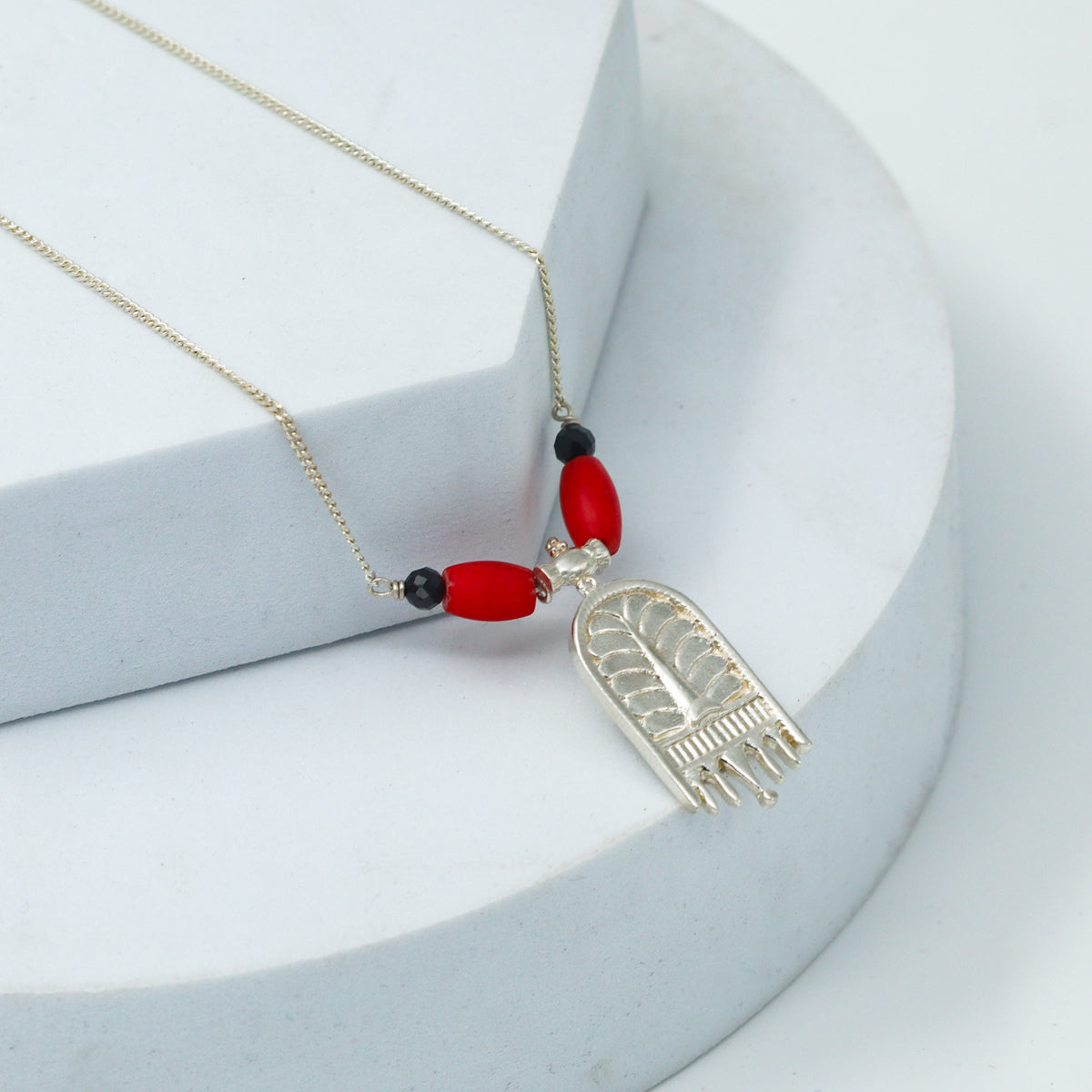 Saaj Motif Mangalsutra: ताळी (Taali)