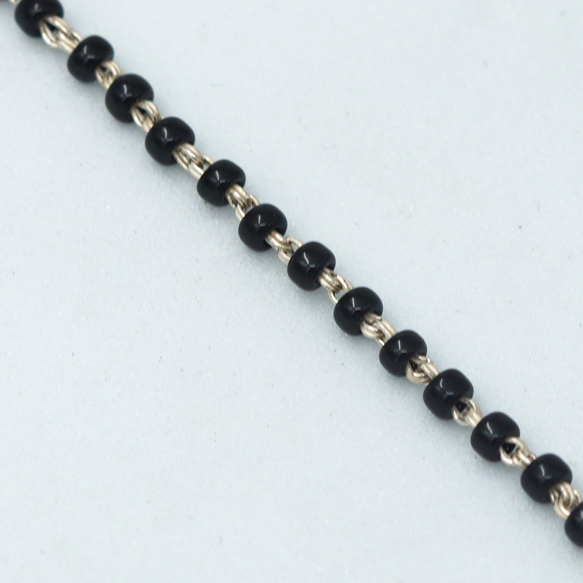 wear Saraswati Mangalsutra with traditional saree