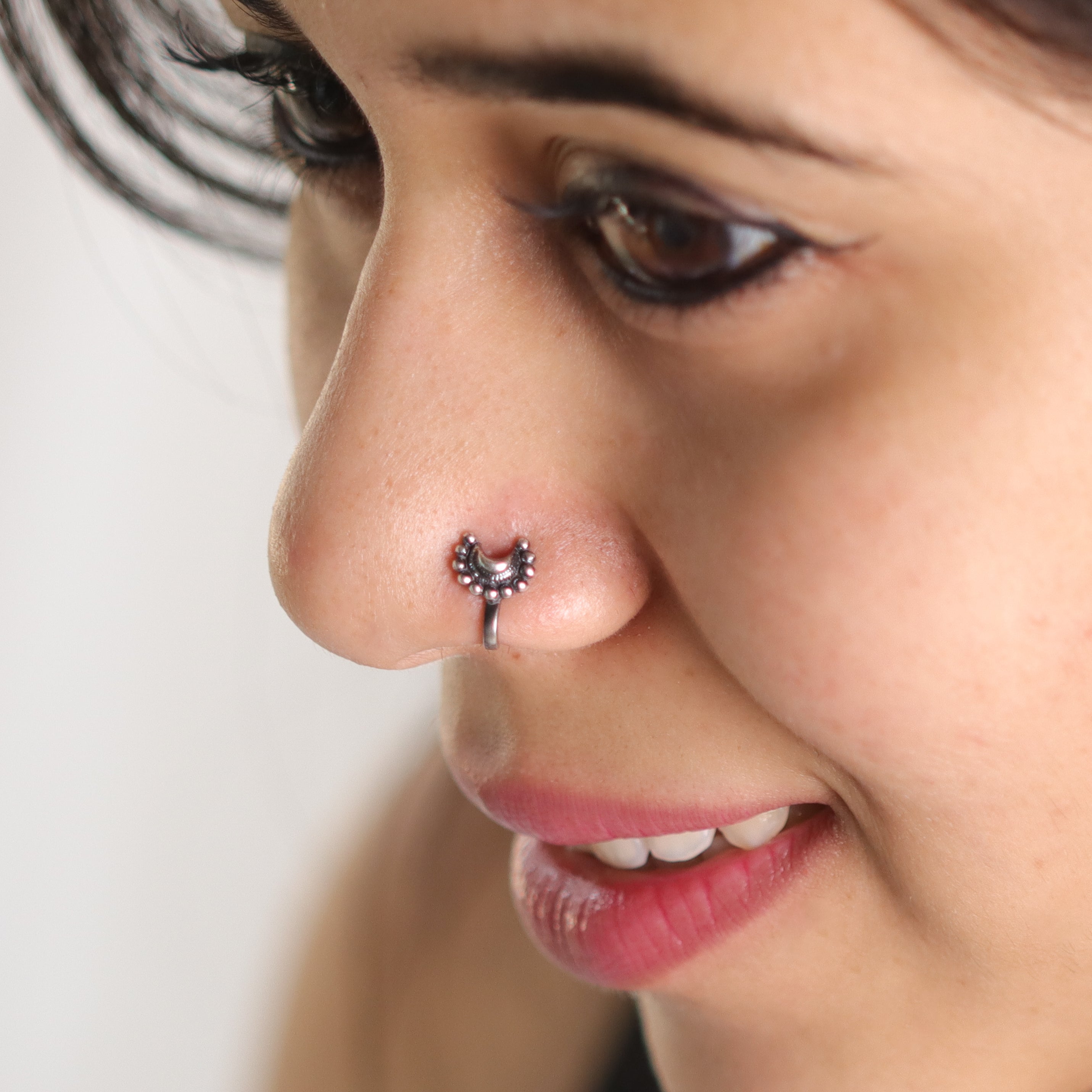 Chandrakor Nose pin: Small (Clip On)