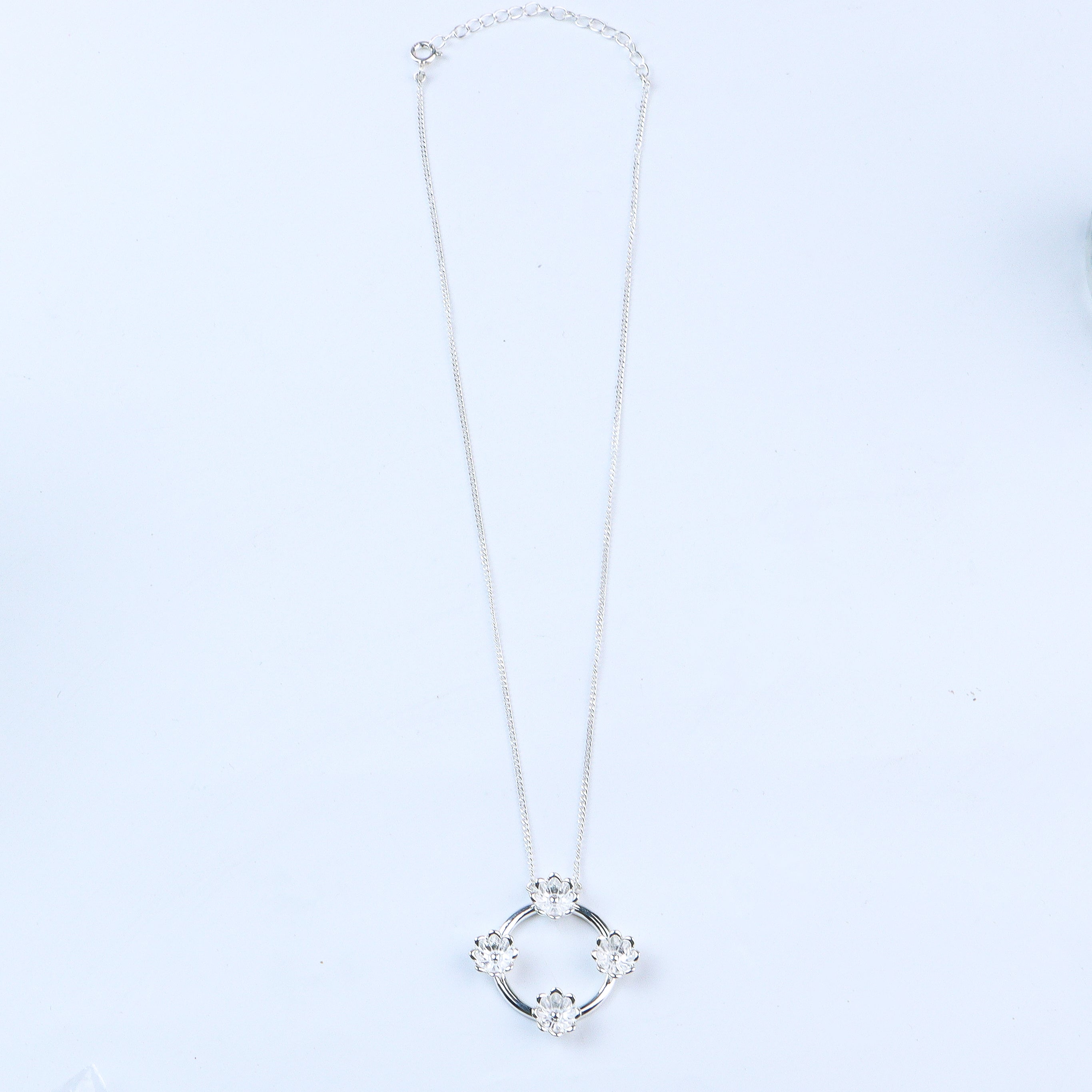 Four Flower Pendant Necklace