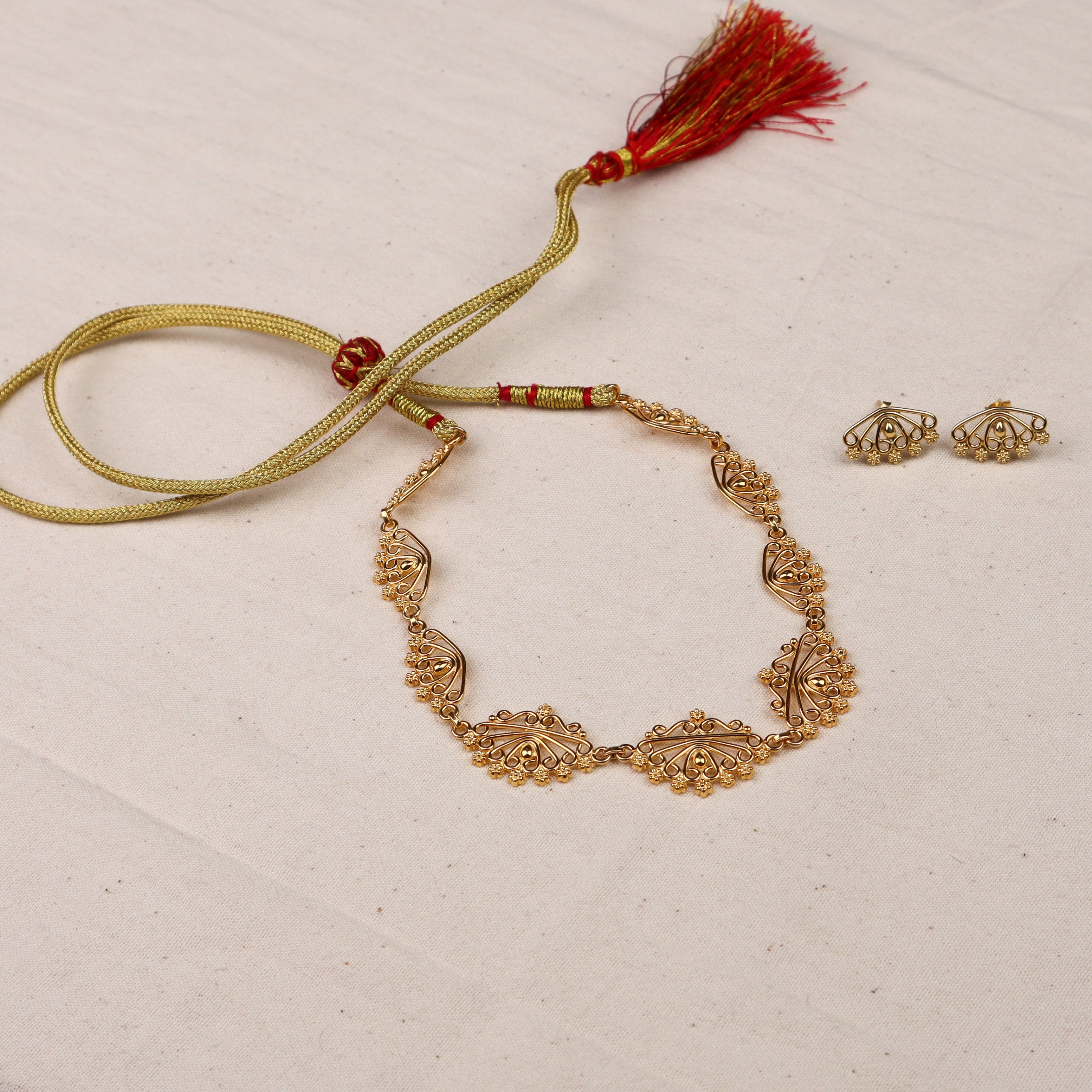 Silver Padma Nakshi Set | 92.5 Silver | 22K Gold Plated