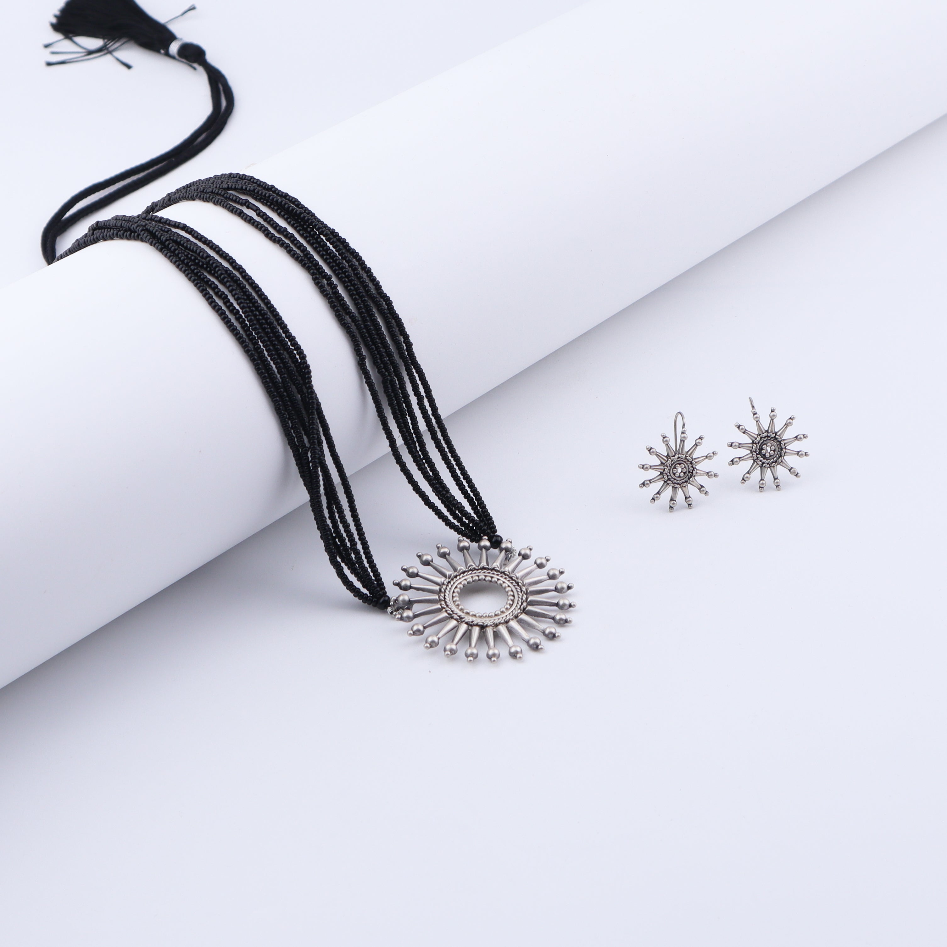 Tejaswi Surya Mangalsutra