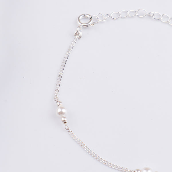 White Pearl Silver Chain Bracelet (Project Handmade)