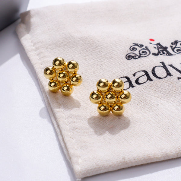 Gold-plated earrings with floral design