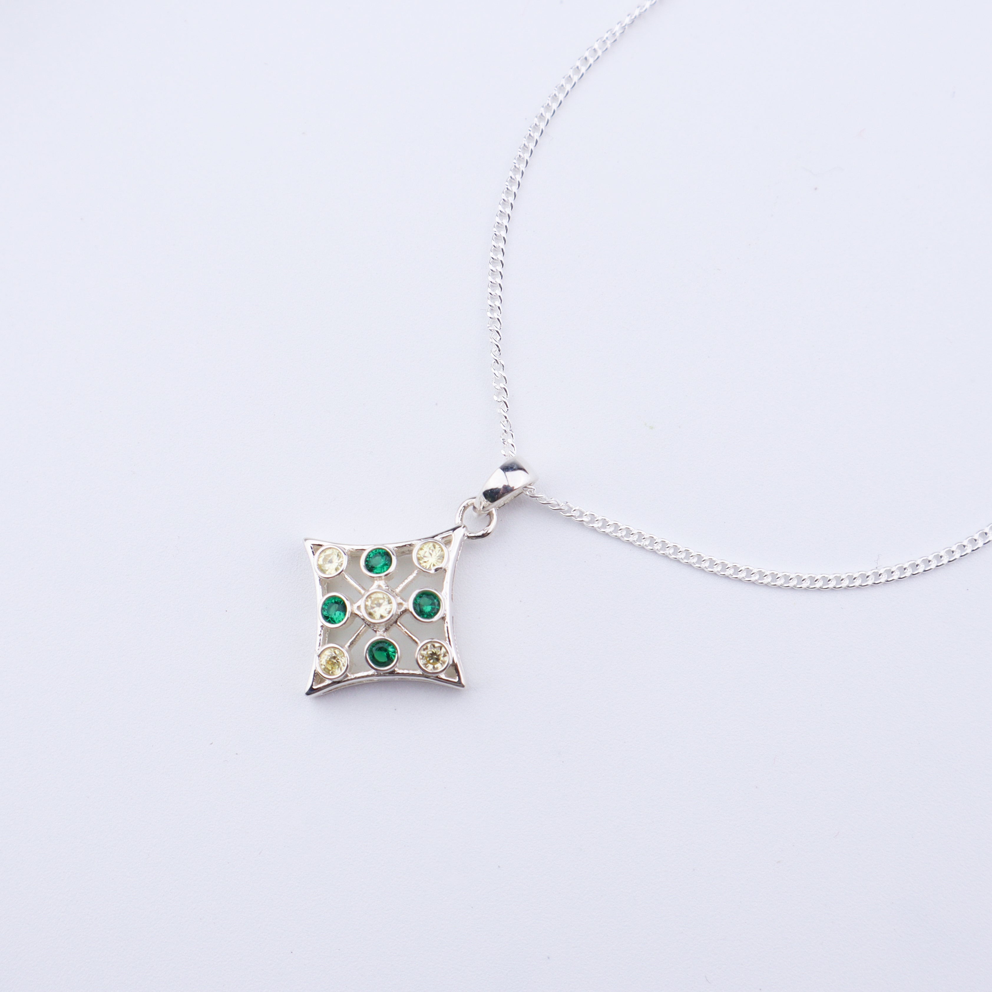 Silver Lush Twinkle Set (without chain)