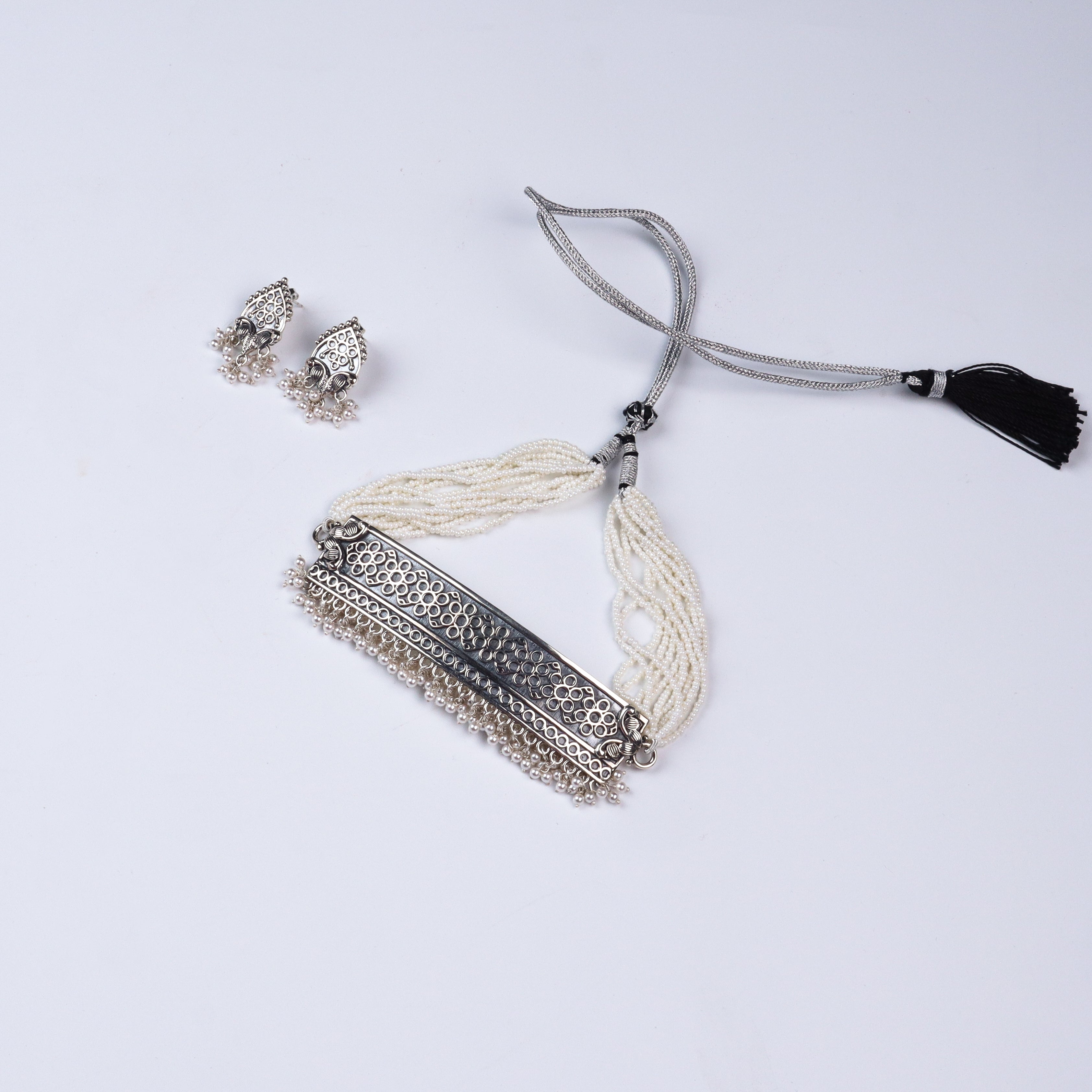 Bageecha Paithani Border Choker Set