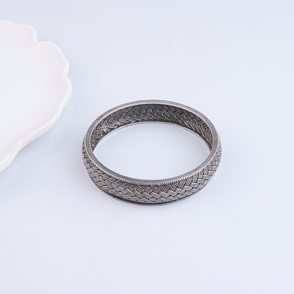 Antique Silver Bangle (Single)