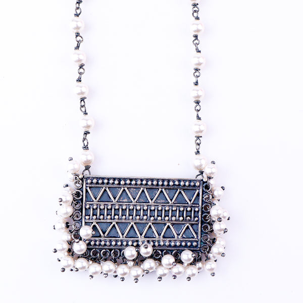 Silver Nakshi Set with Pearls Small