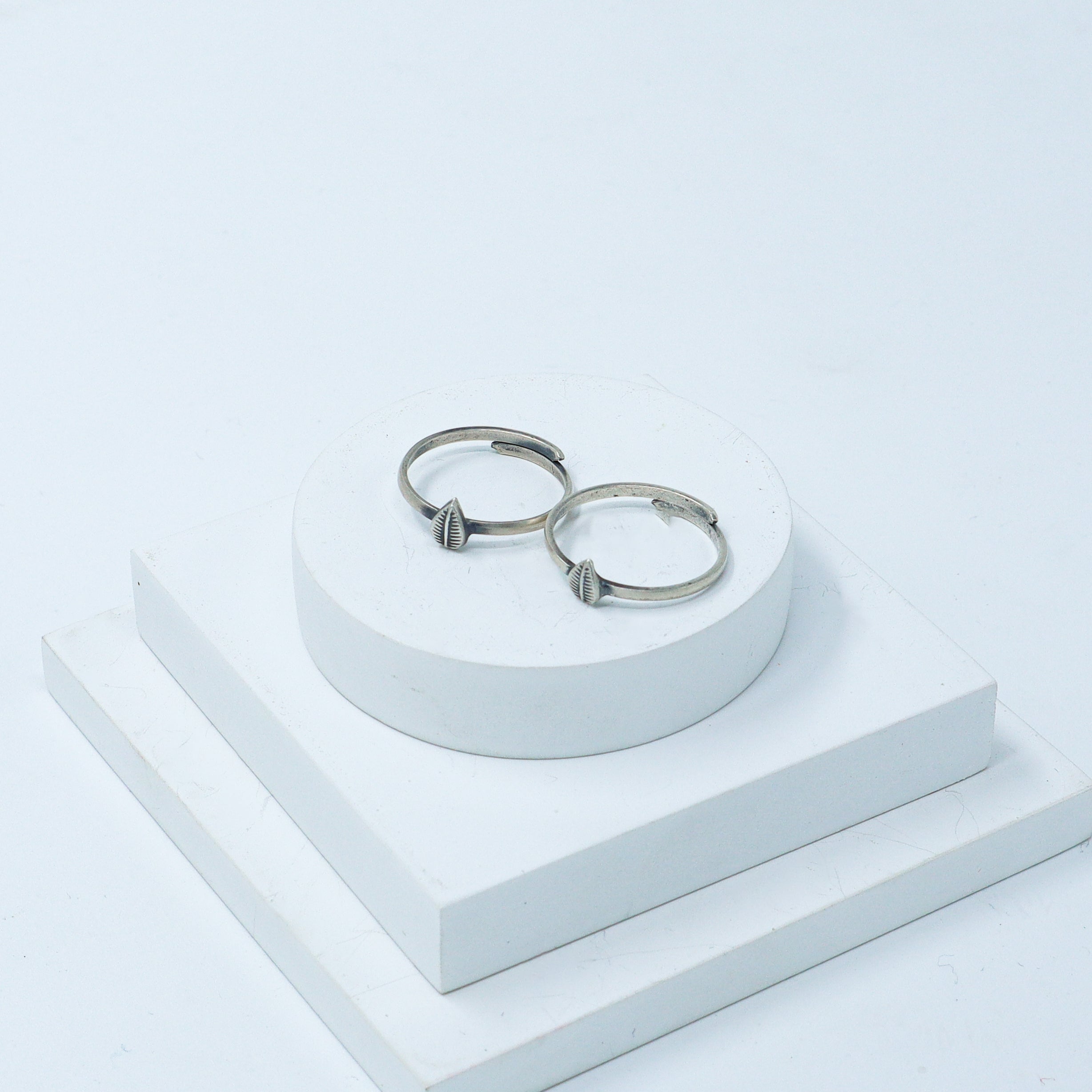 Tiny Silver Adjustable Toe ring (Textured leaf)