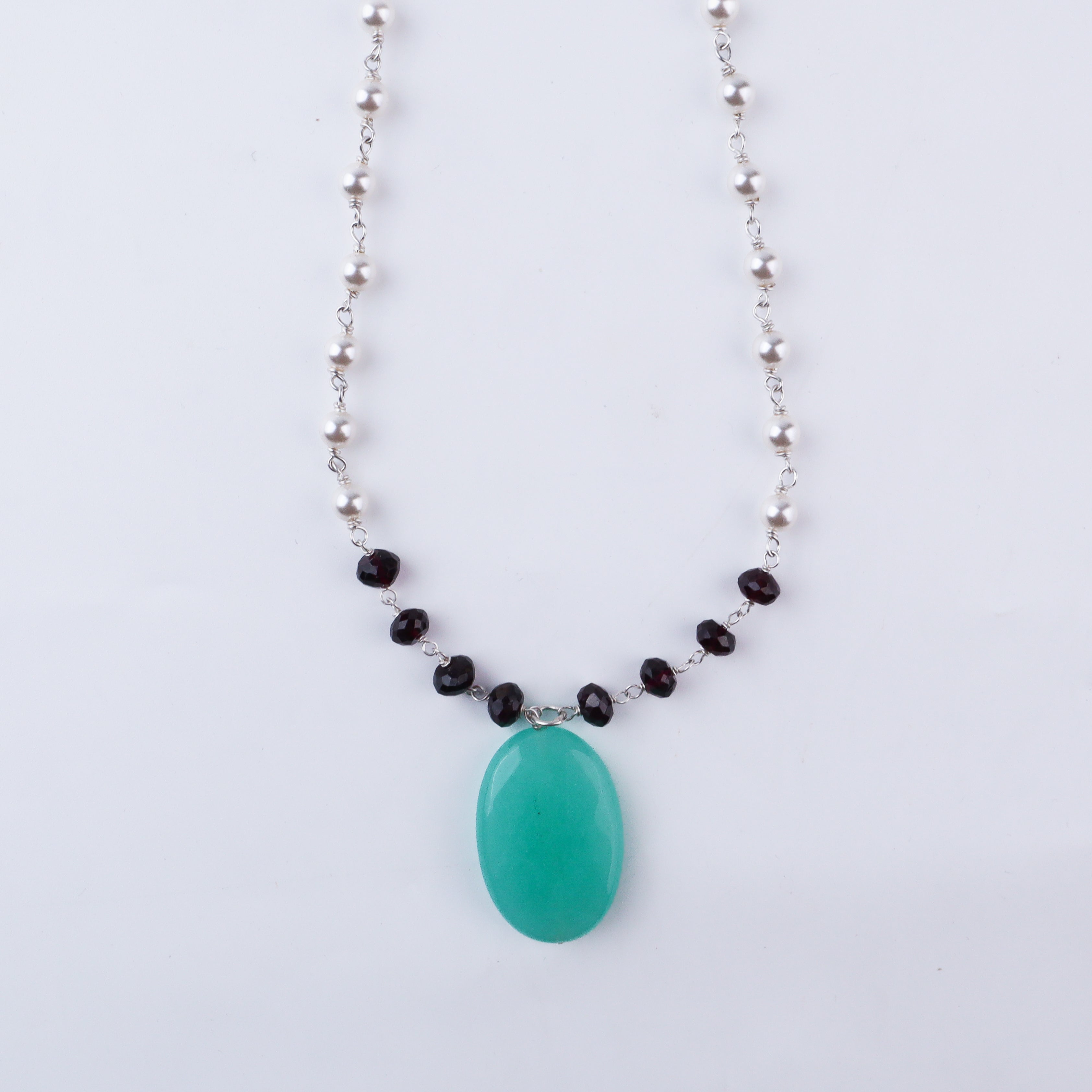 Silver Pearl Ganthan Necklace With Multi-color Stone