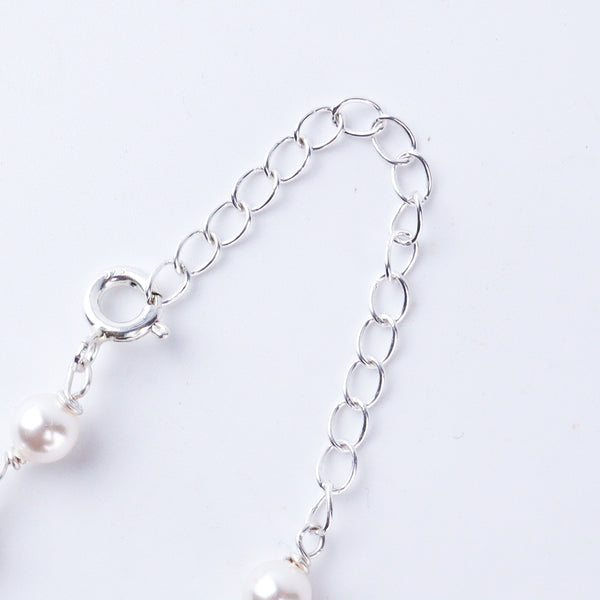 Silver Pearl Ganthan Necklace With Multi-color Stone