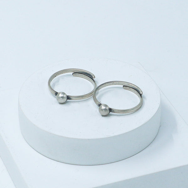 Tiny Silver Adjustable Toe ring (Dome)