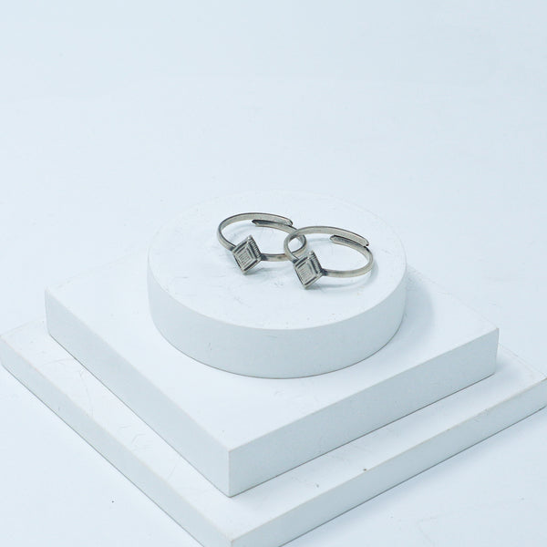 Silver Adjustable Toe ring (Double Diamond)