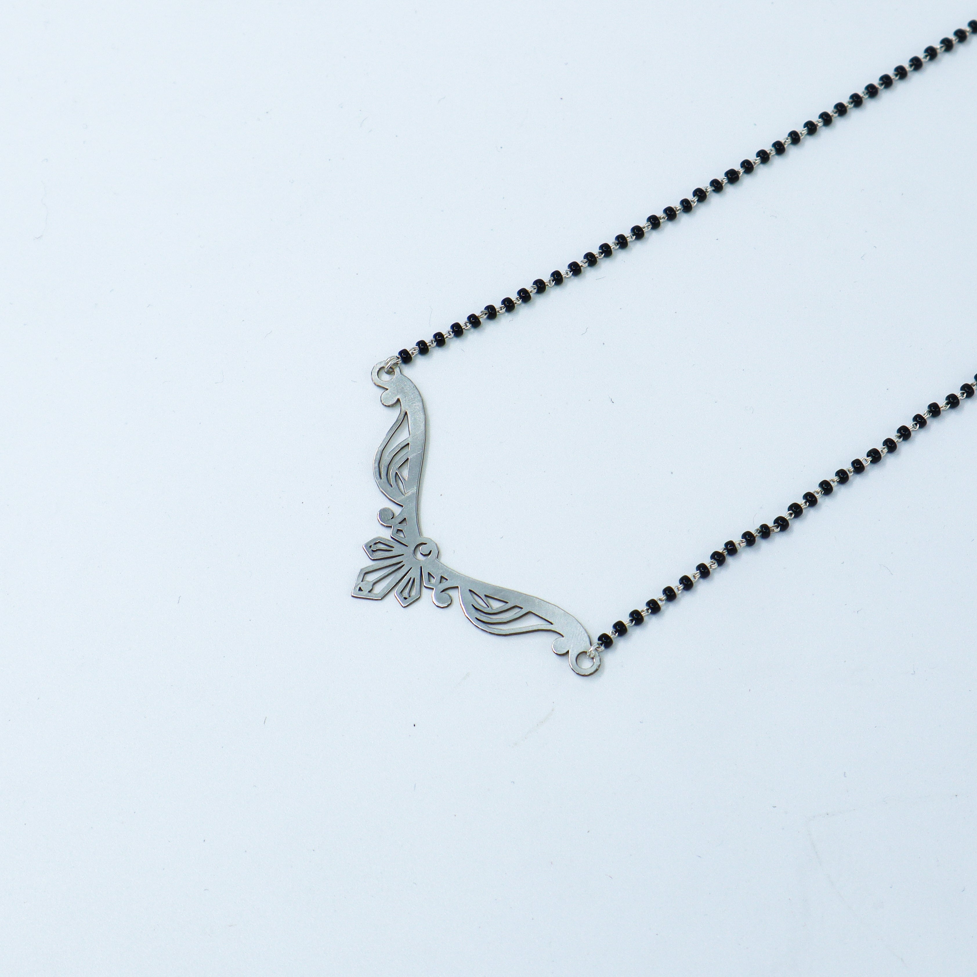 Silver Leafy Curve Mangalsutra