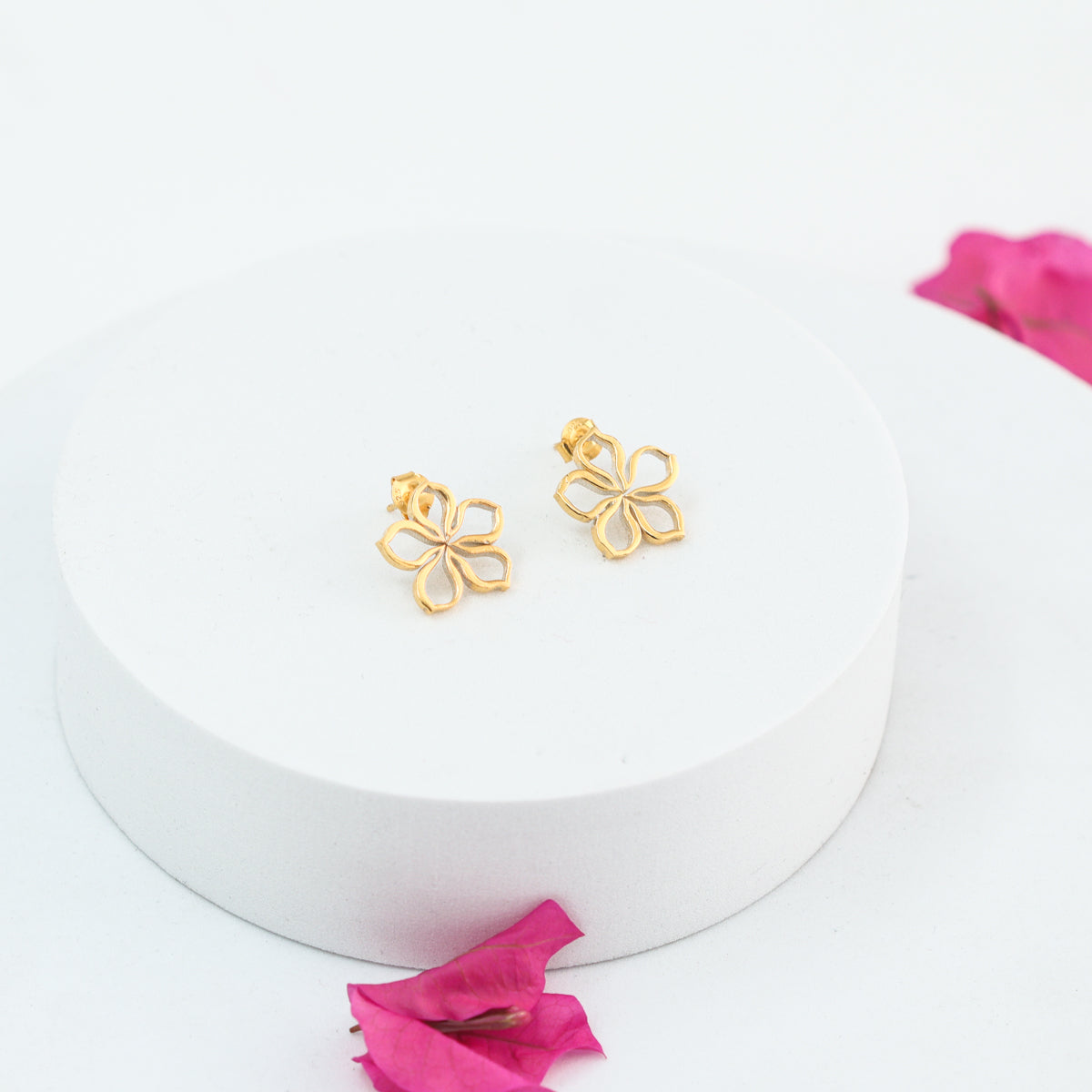 Sadafuli (Periwinkle) Silver Earrings | 92.5 Silver | 22K Gold Plated