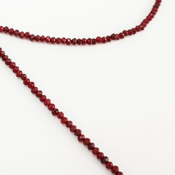 Red garnet beaded necklace for jewelry accessories
