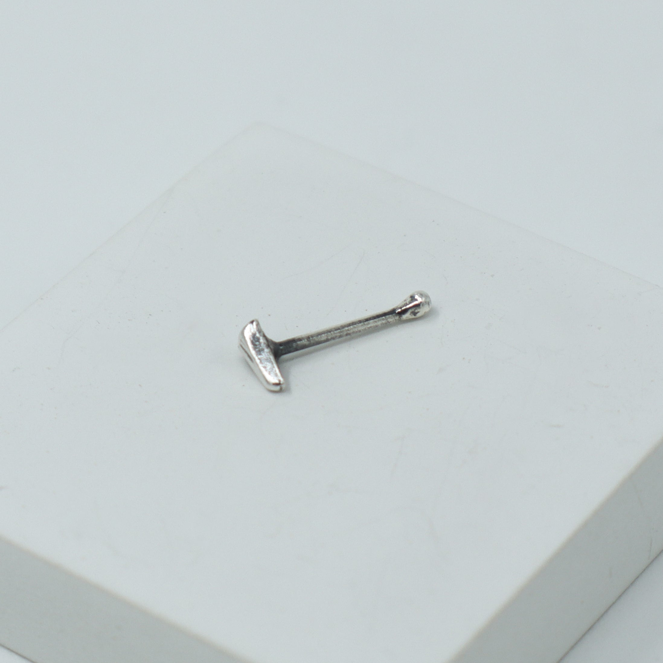 Silver Bud Nose Pin