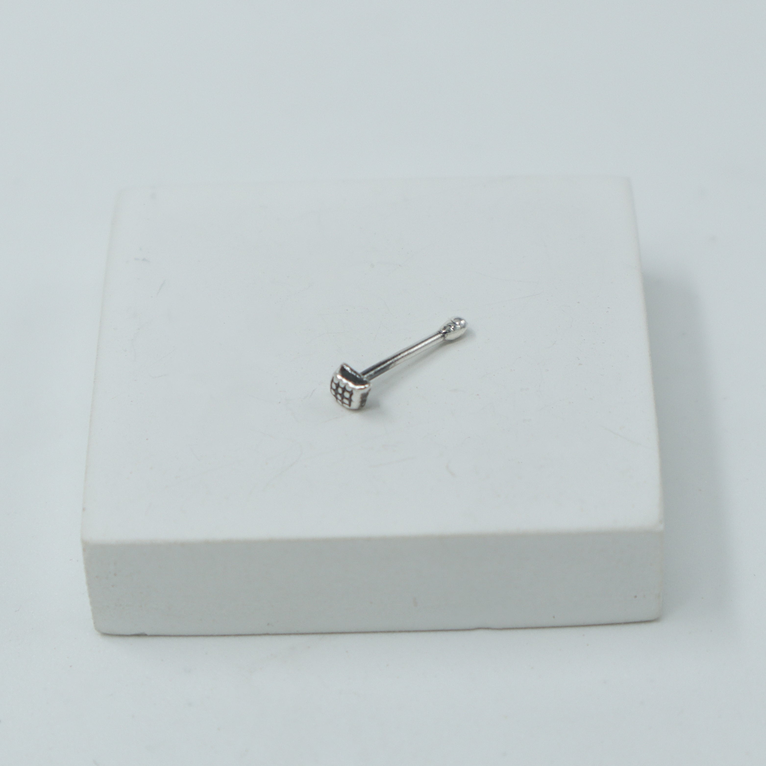 Silver Mini Dotted Nose pin