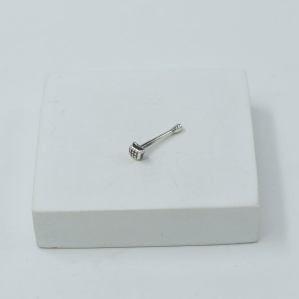 Silver Mini Dotted Nose pin