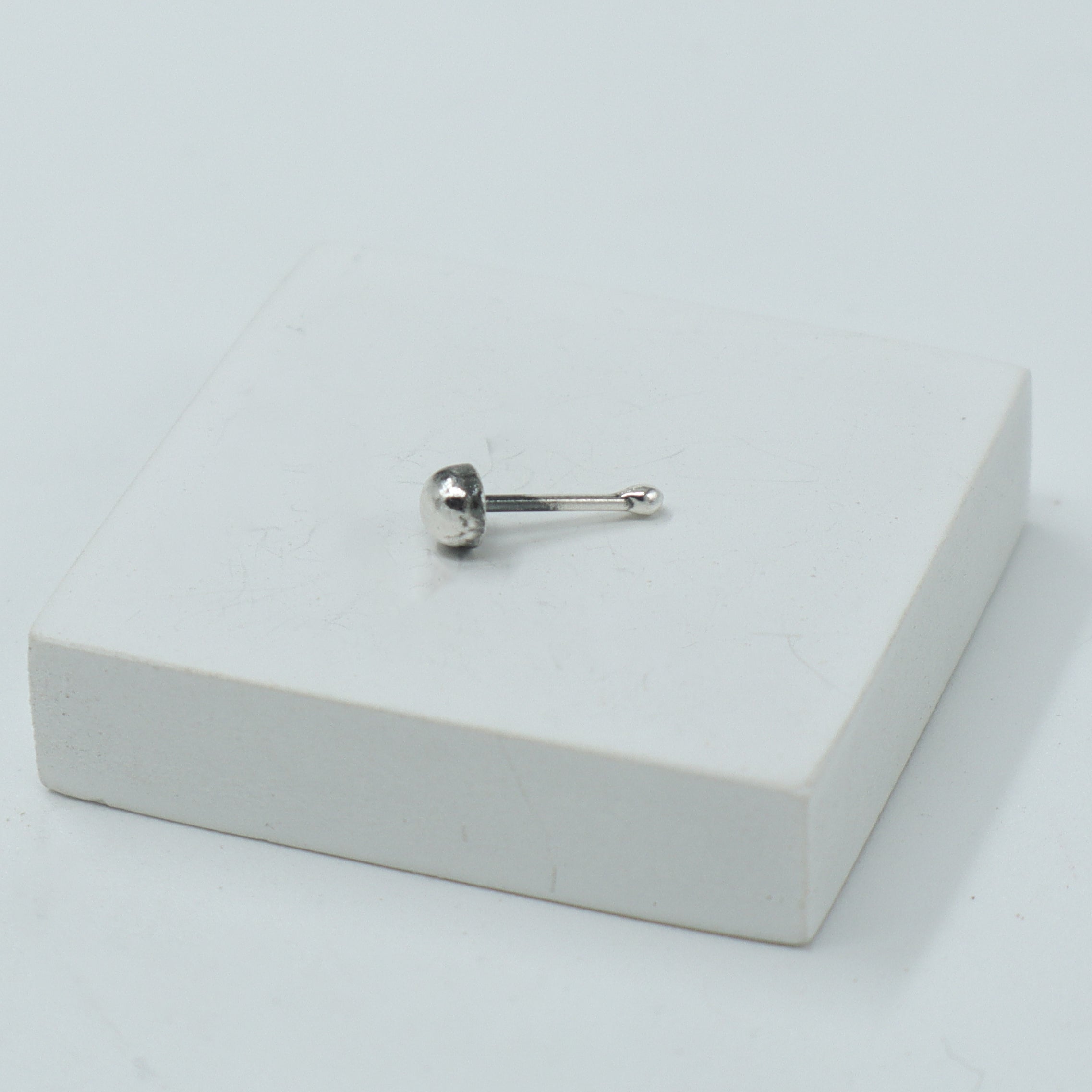 Silver Dome Nose Pin