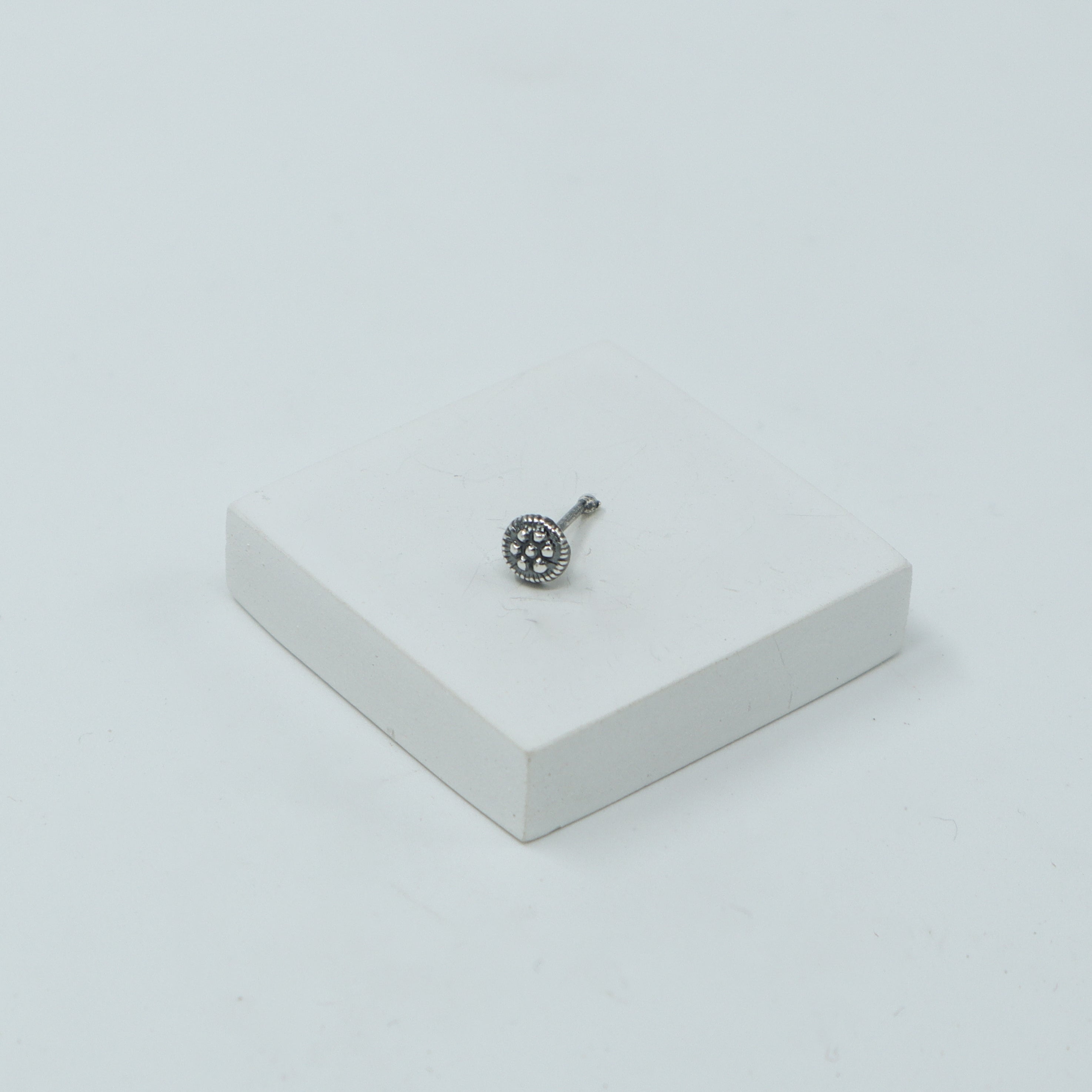 Silver Tiny Round Kudi Nose Pin