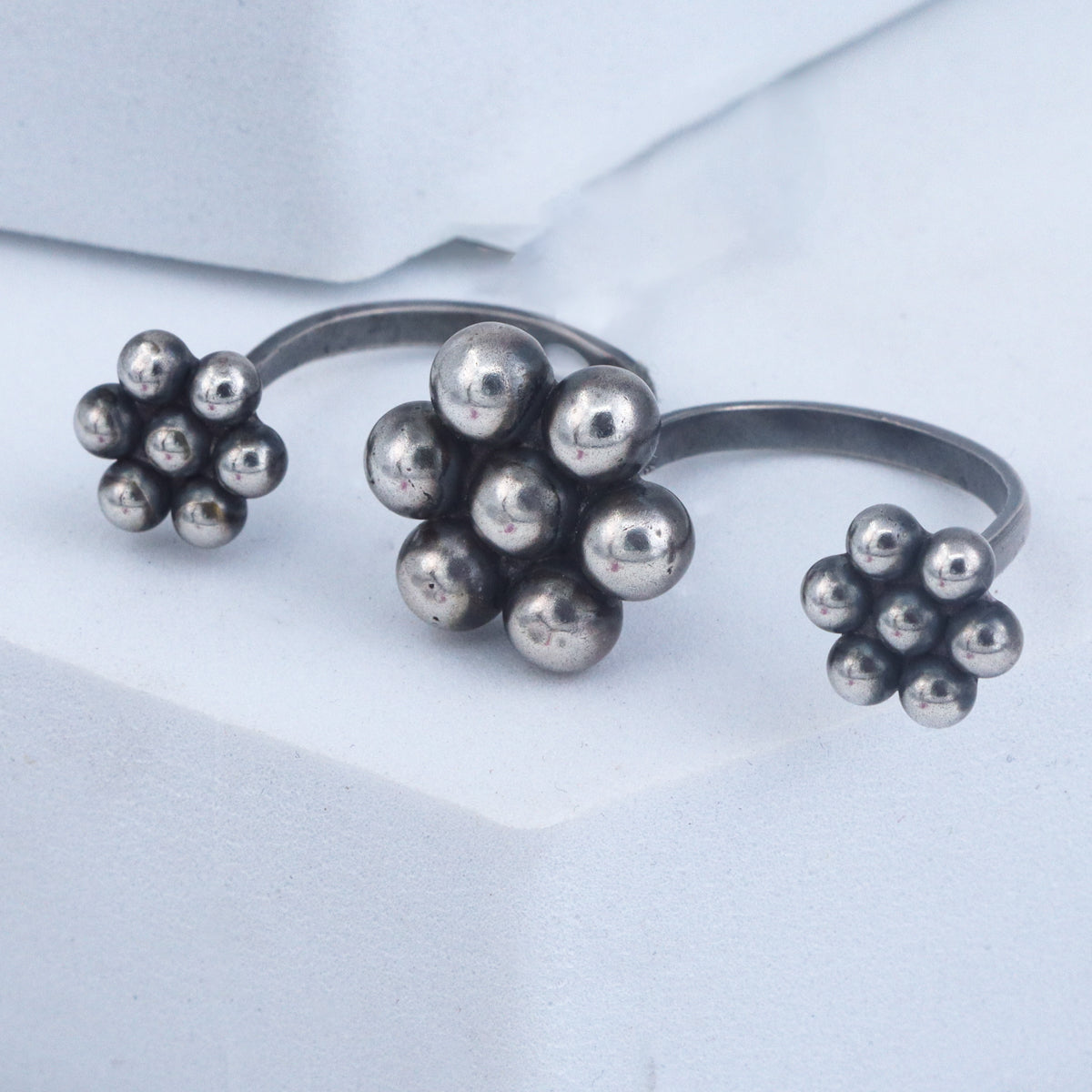 Kudi Two Finger Ring