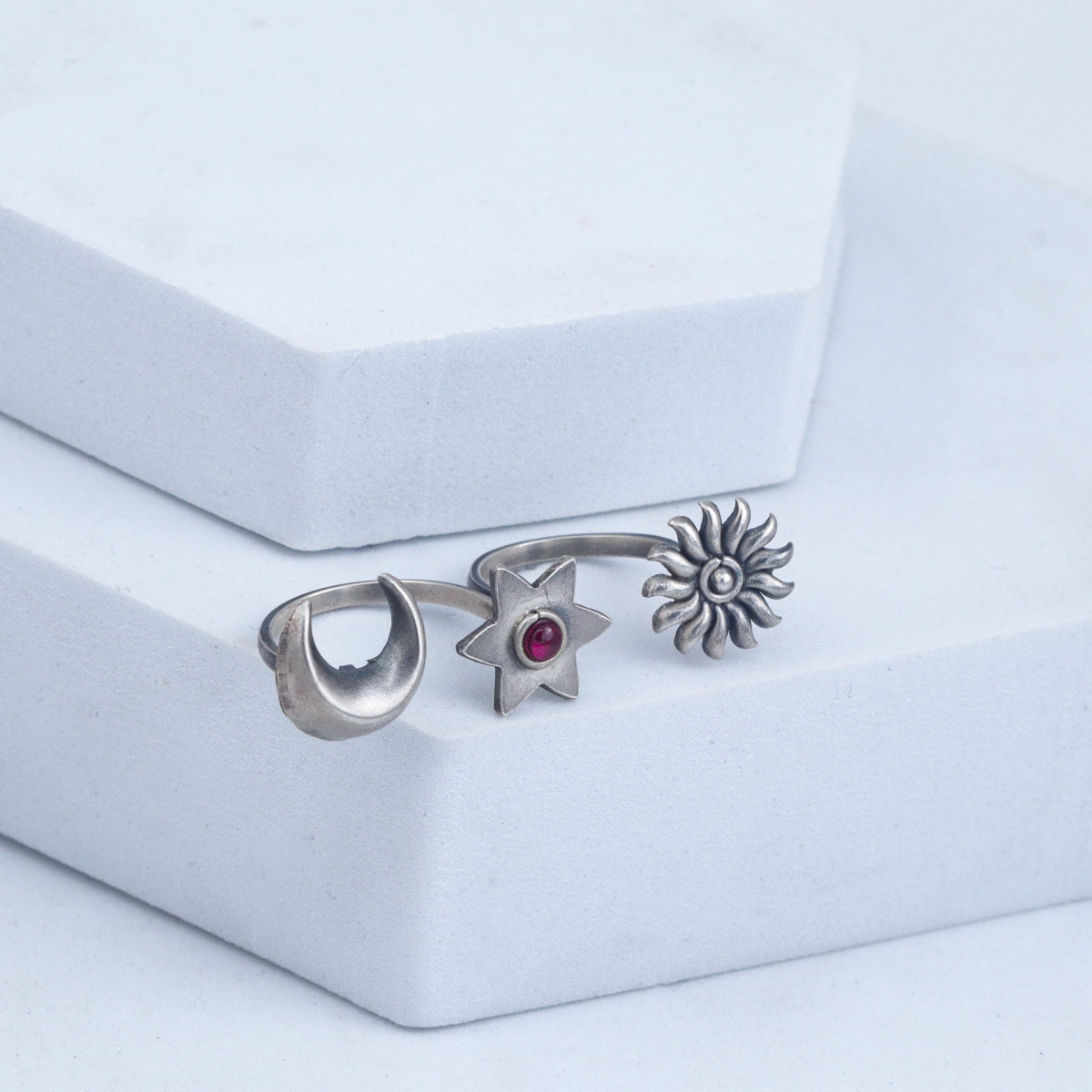 Moonlite Two Finger Ring