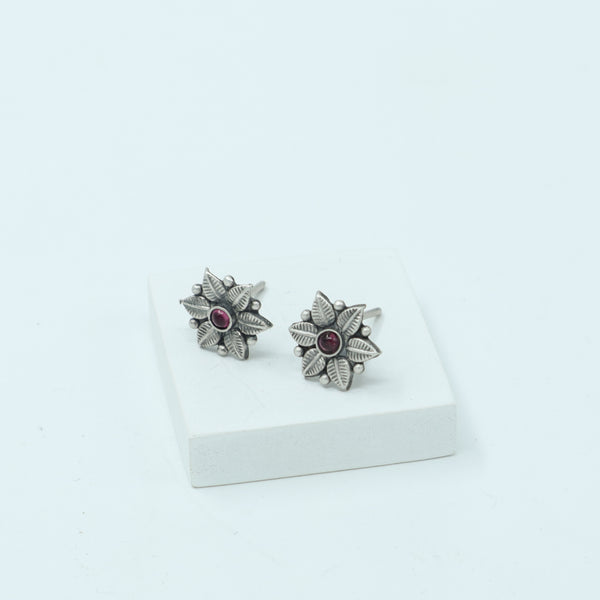 Silver Leafy Flower Stud (6 Petaled Flower) | 92.5 Silver