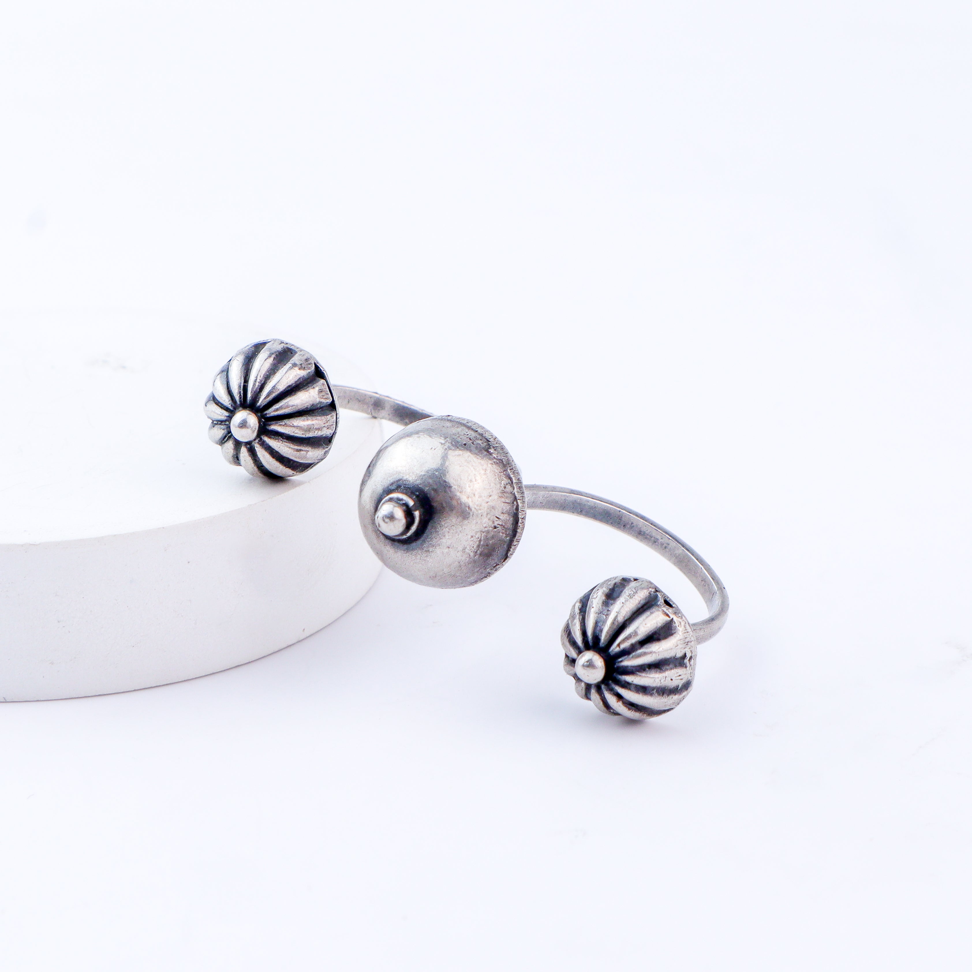 Dome Two Finger Ring