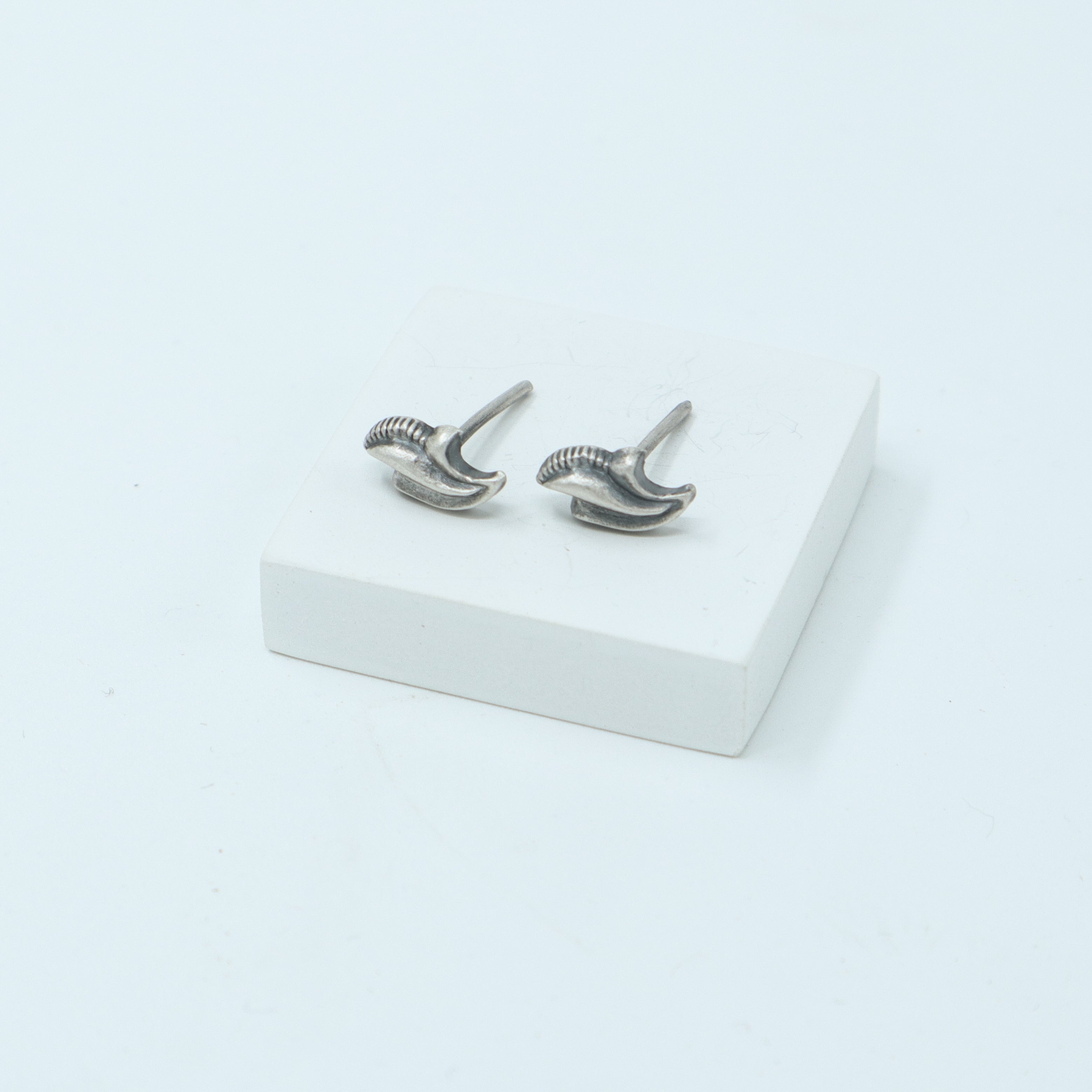 Silver Wing Stud