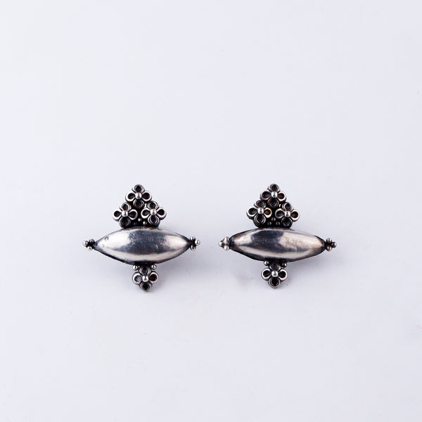 Silver Tribal Motif Earring
