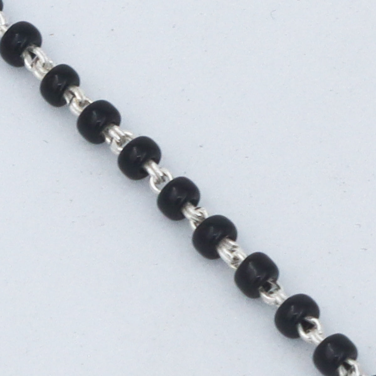 wear Silver Charm Mangalsutra Kudi with saree