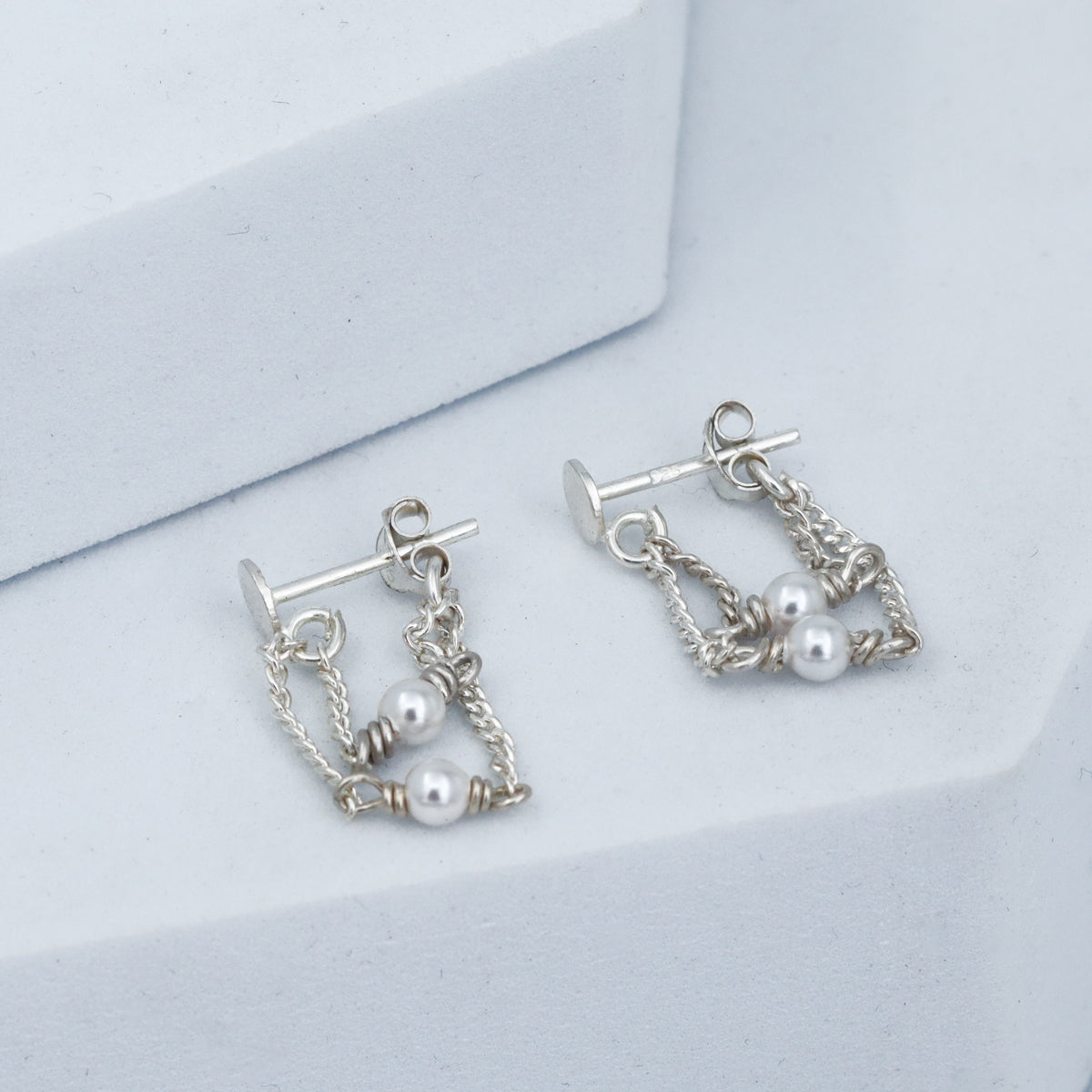 wear Pearl Layer Earrings for everyday look