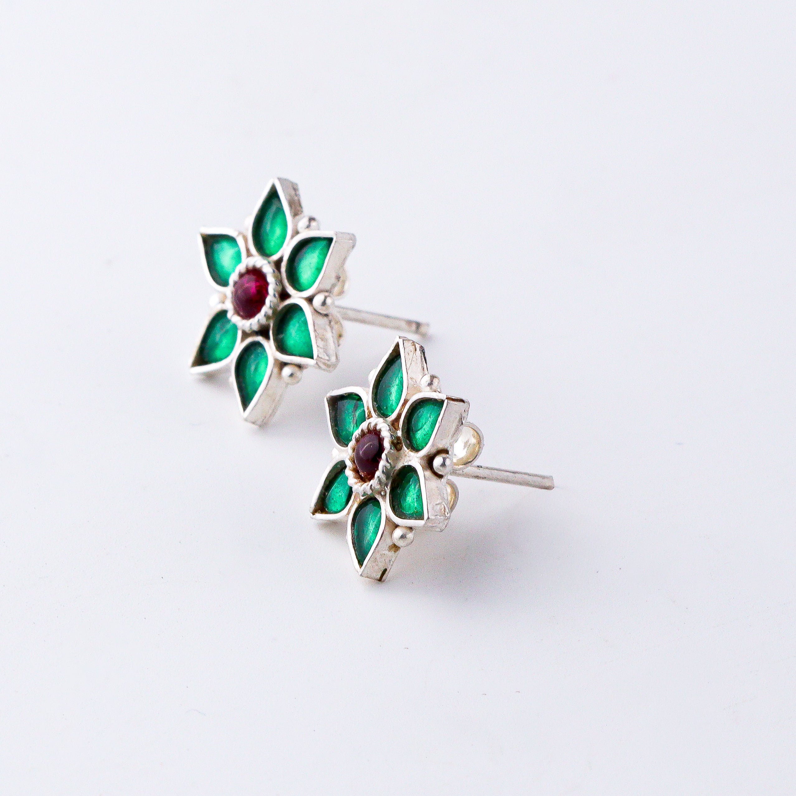 Silver Green Nakshatra Flower Earring