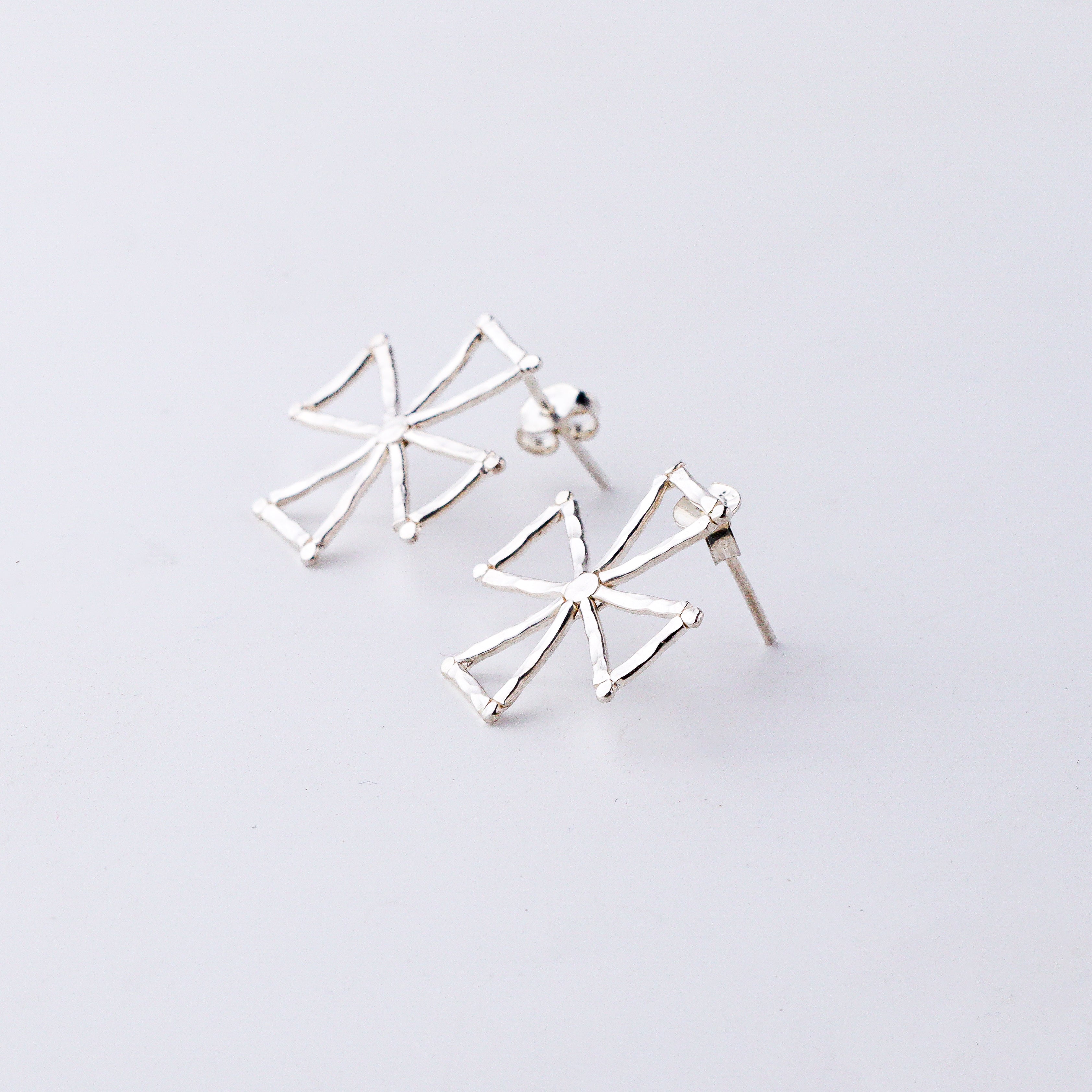 Handmade Pinwheel Earring (Hammered)