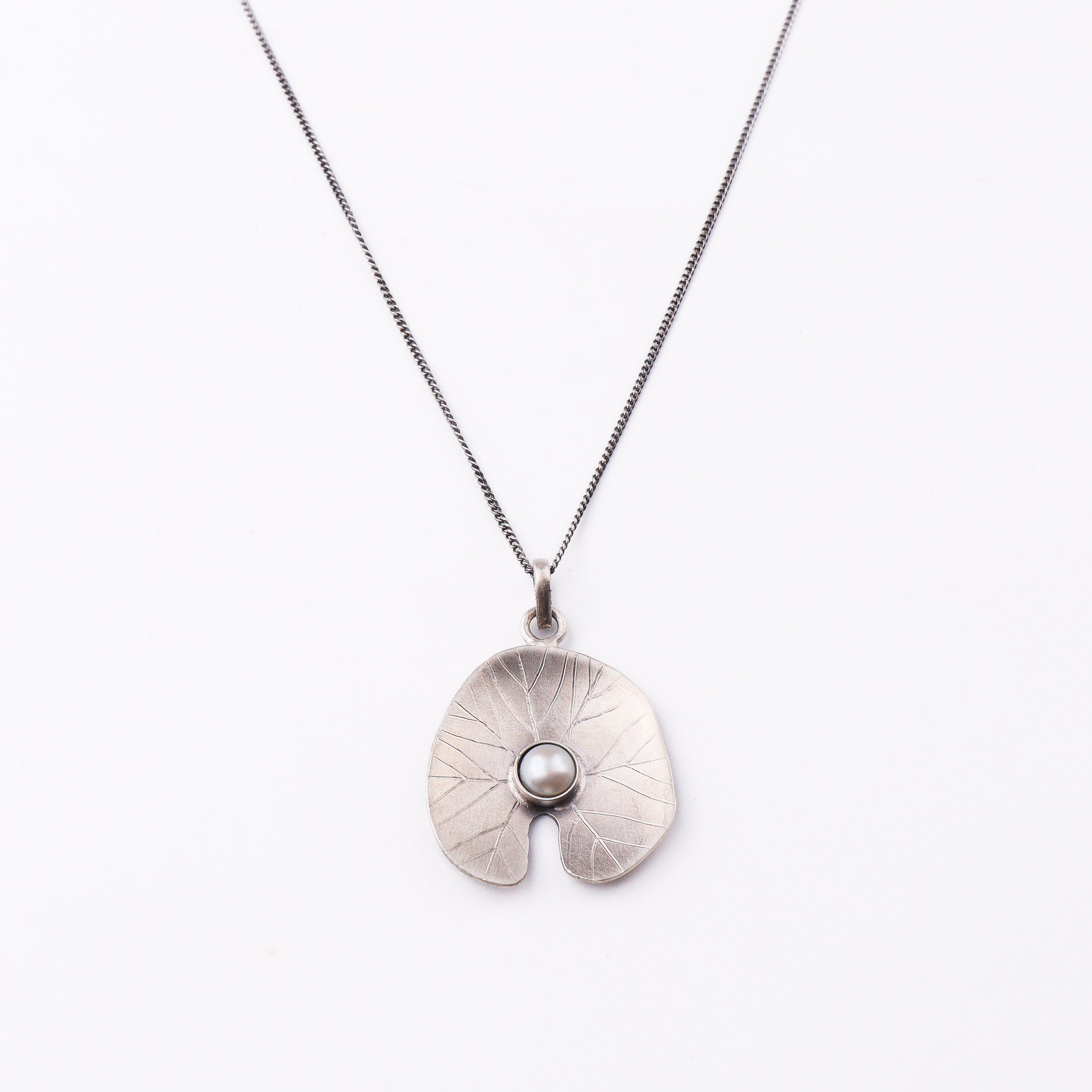 Saroj-Parna Silver Pendant (Small)
