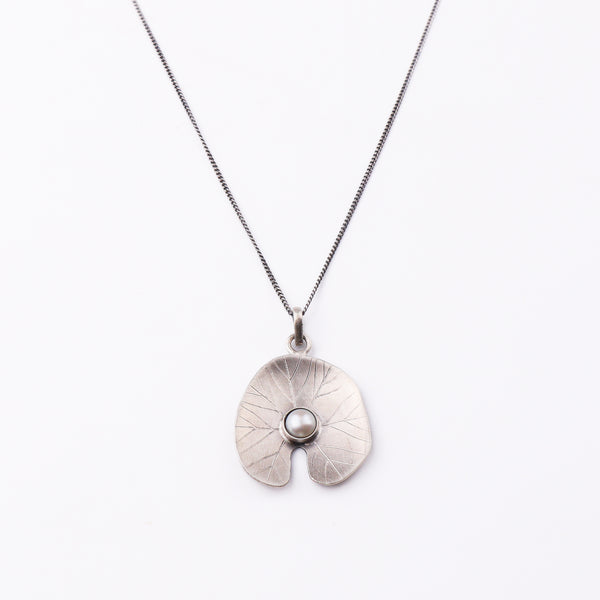Saroj-Parna Silver Pendant (Small)