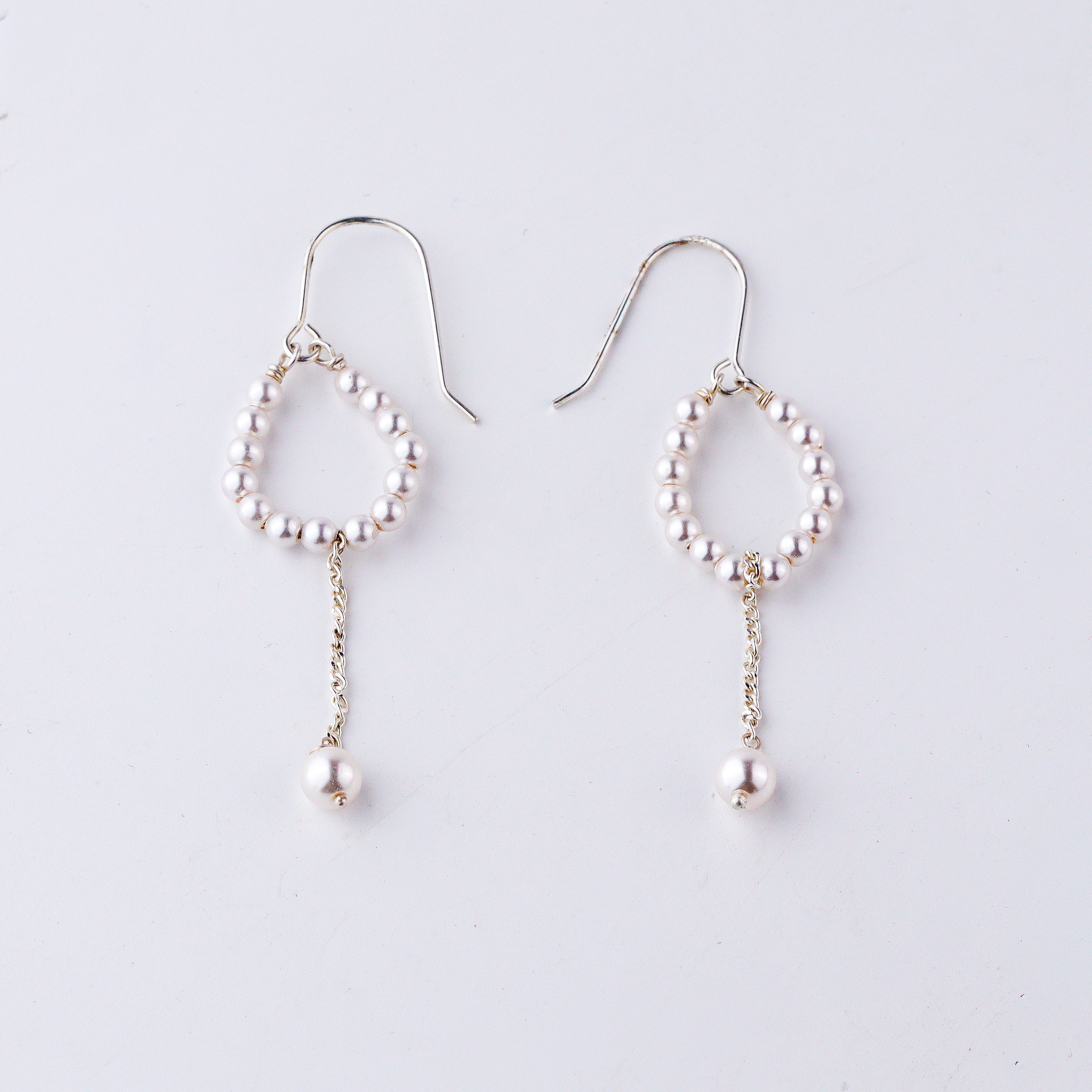 Elegant Pearl Drop Earring