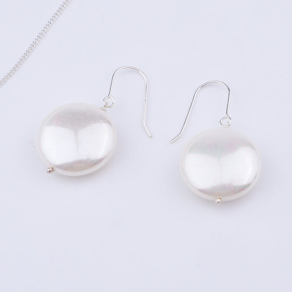 Pearl earrings with silver hooks
