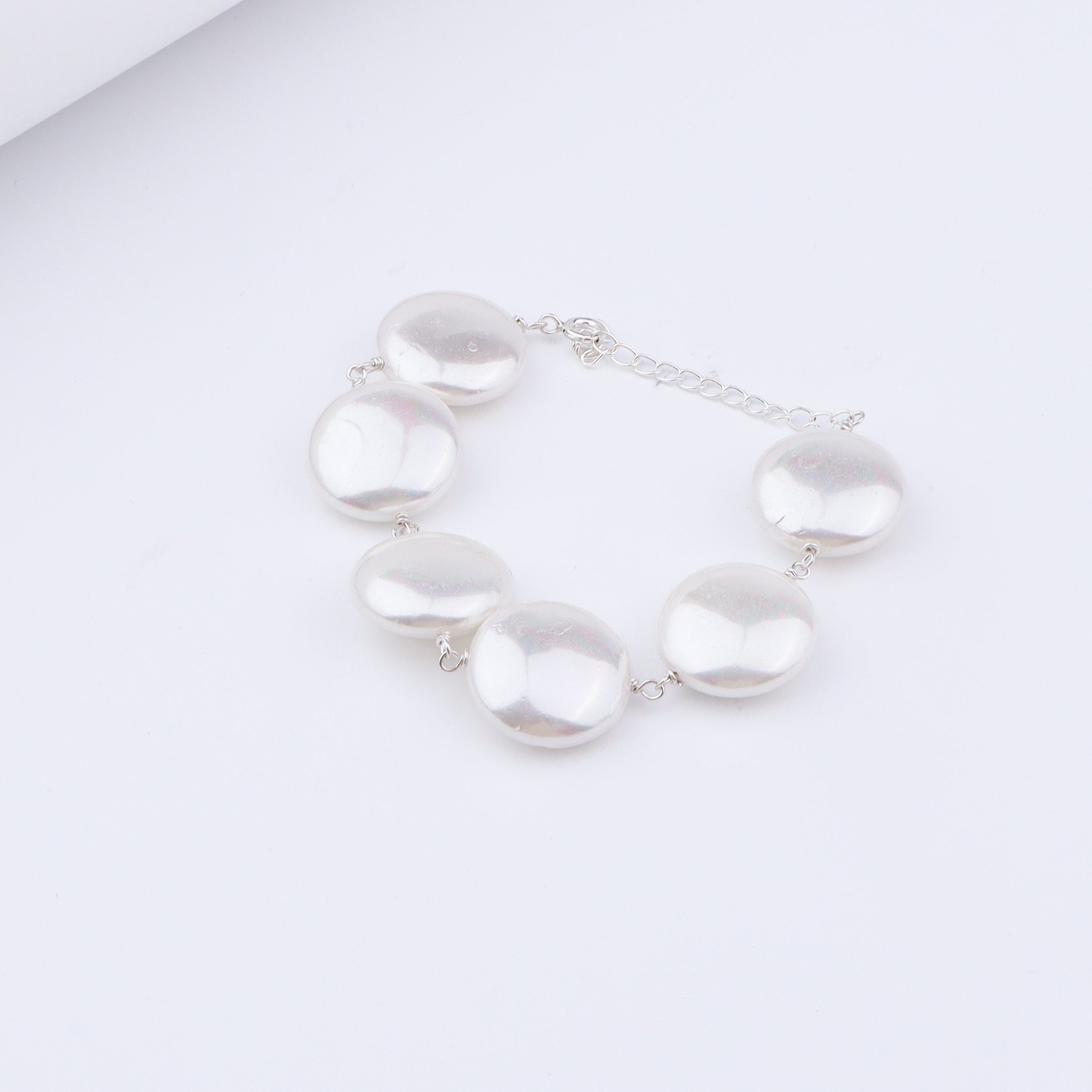 Classic Coin Pearl Ganthan Bracelet