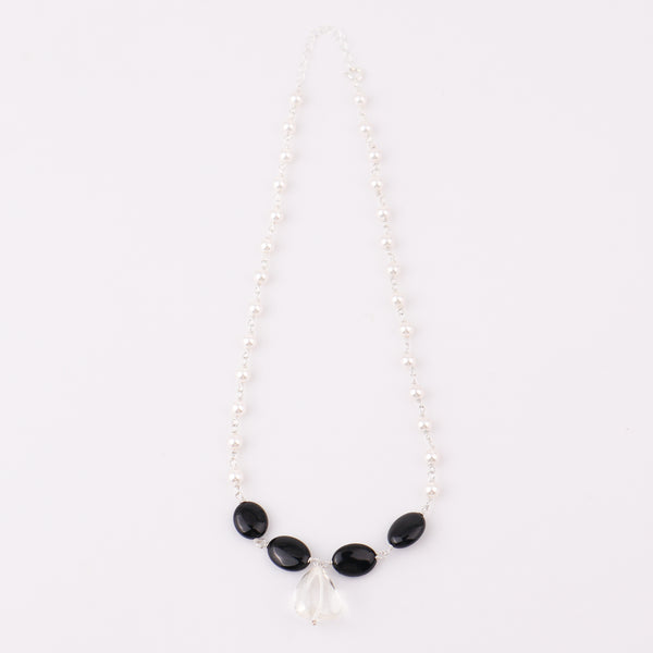 Silver Pearl Ganthan Necklace with Black Spinel