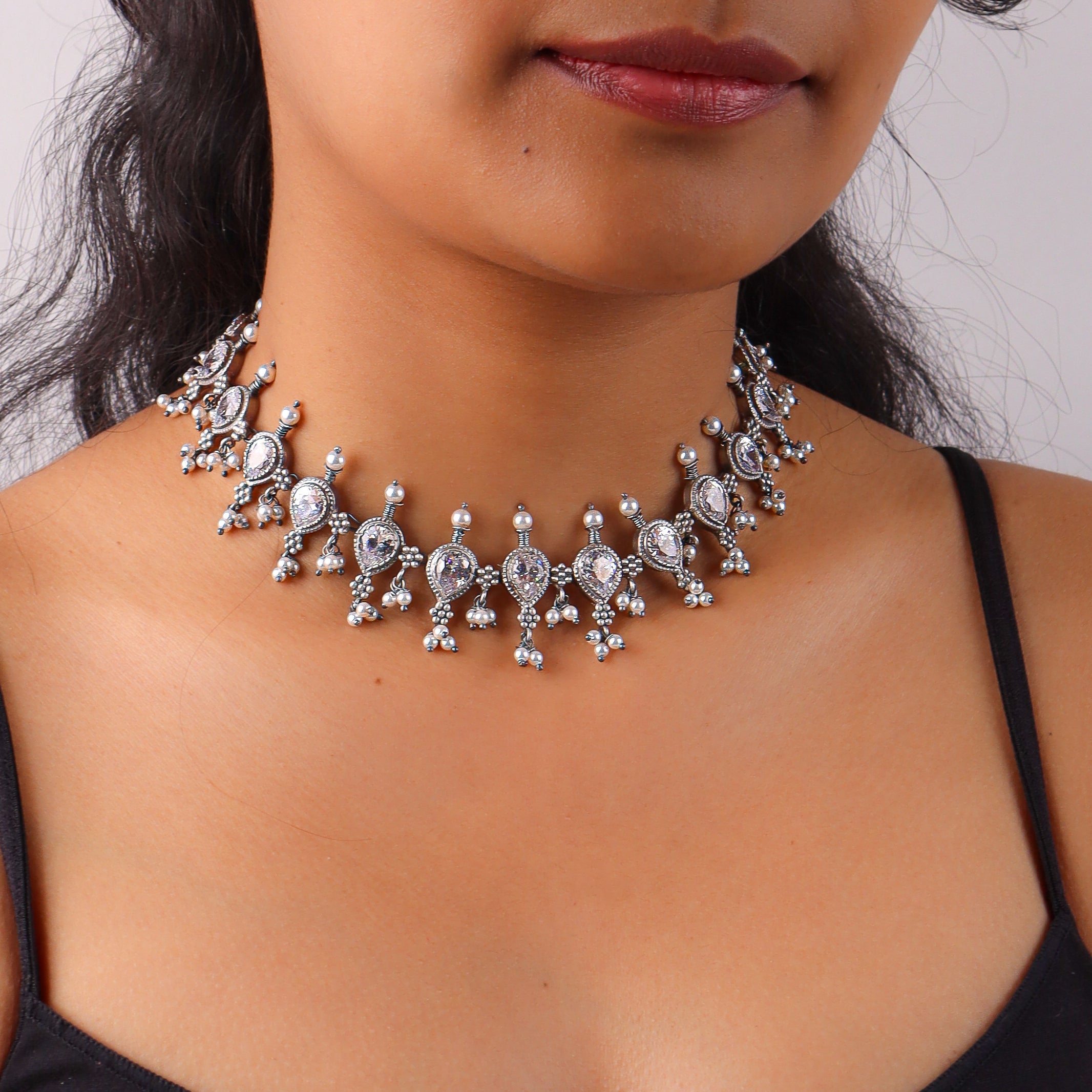 Oxidized silver Kudi Tanmani Laffa choker with intricate design and silver beads
